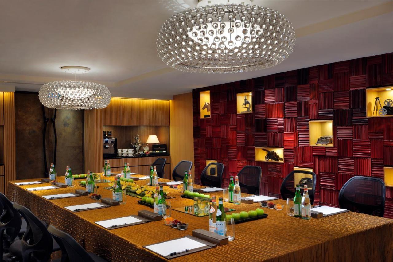 Oasia Resort Sentosa By Far East Hospitality Сингапур Экстерьер фото Meeting room at The Westin Mumbai