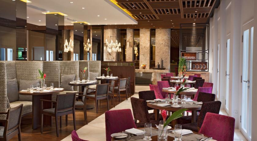 Oasia Resort Sentosa By Far East Hospitality Сингапур Экстерьер фото The restaurant