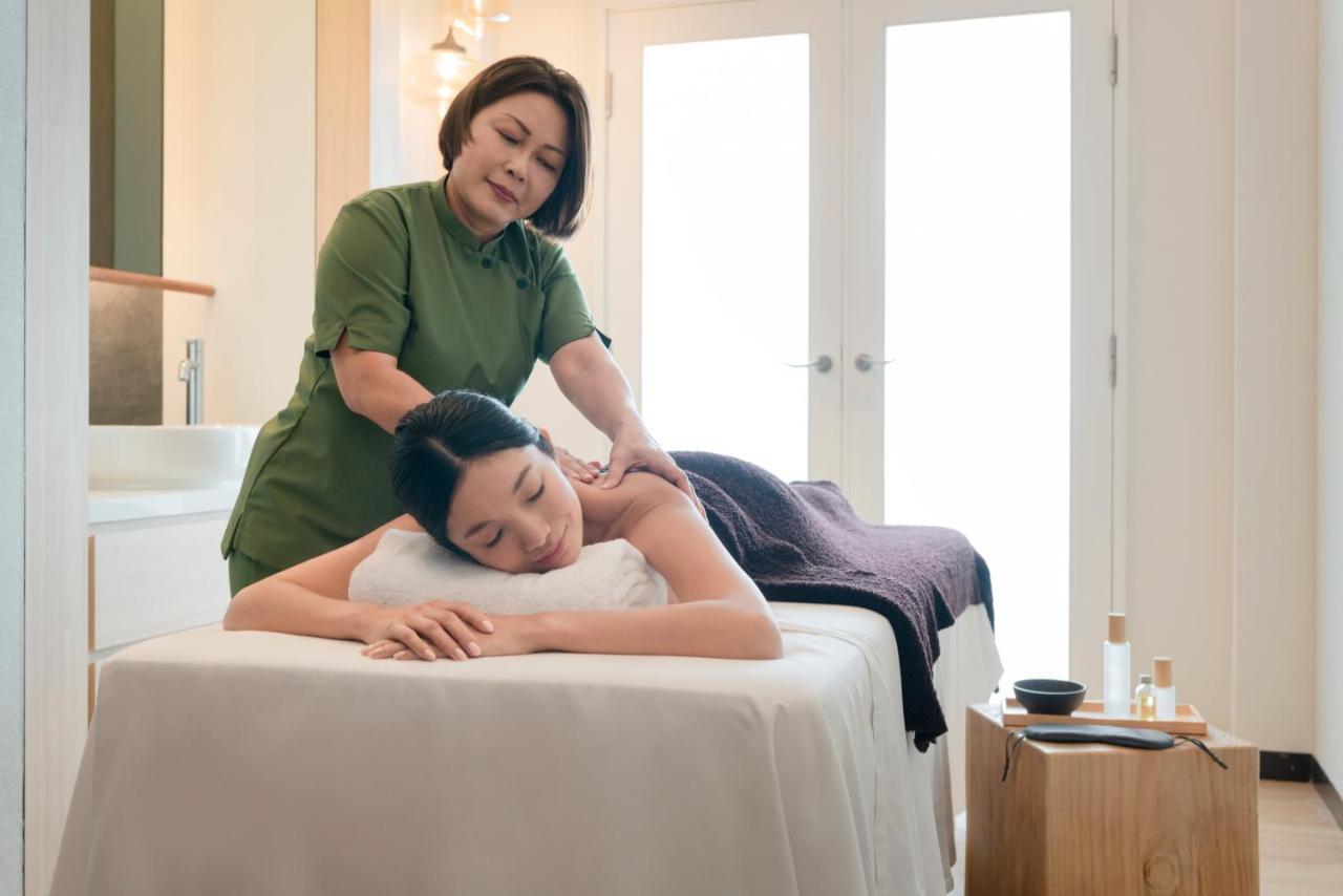 Oasia Resort Sentosa By Far East Hospitality Сингапур Экстерьер фото Thai massage