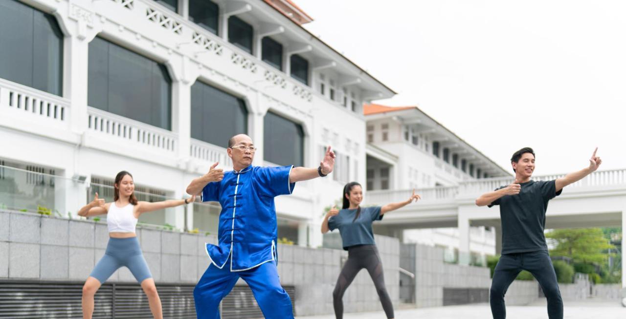 Oasia Resort Sentosa By Far East Hospitality Сингапур Экстерьер фото Tai Chi Chuan