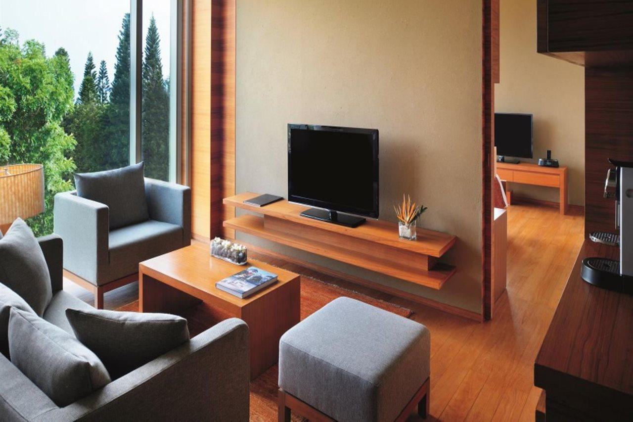 Oasia Resort Sentosa By Far East Hospitality Сингапур Экстерьер фото A room at the hotel